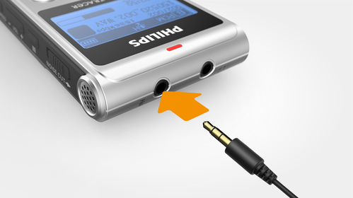 Line-in jack for easy attachment of an additional microphone